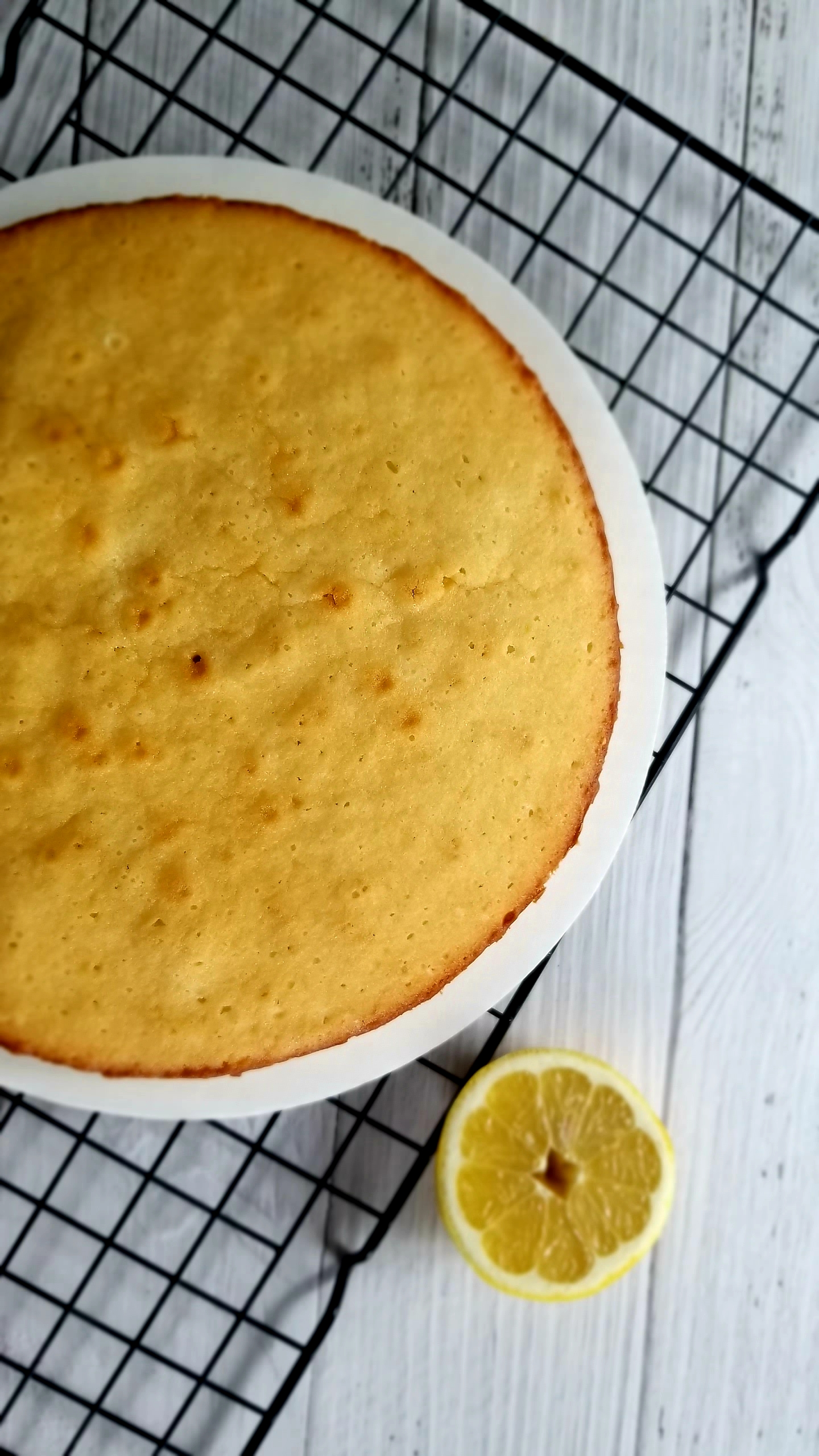 Lemon Vanilla Cake